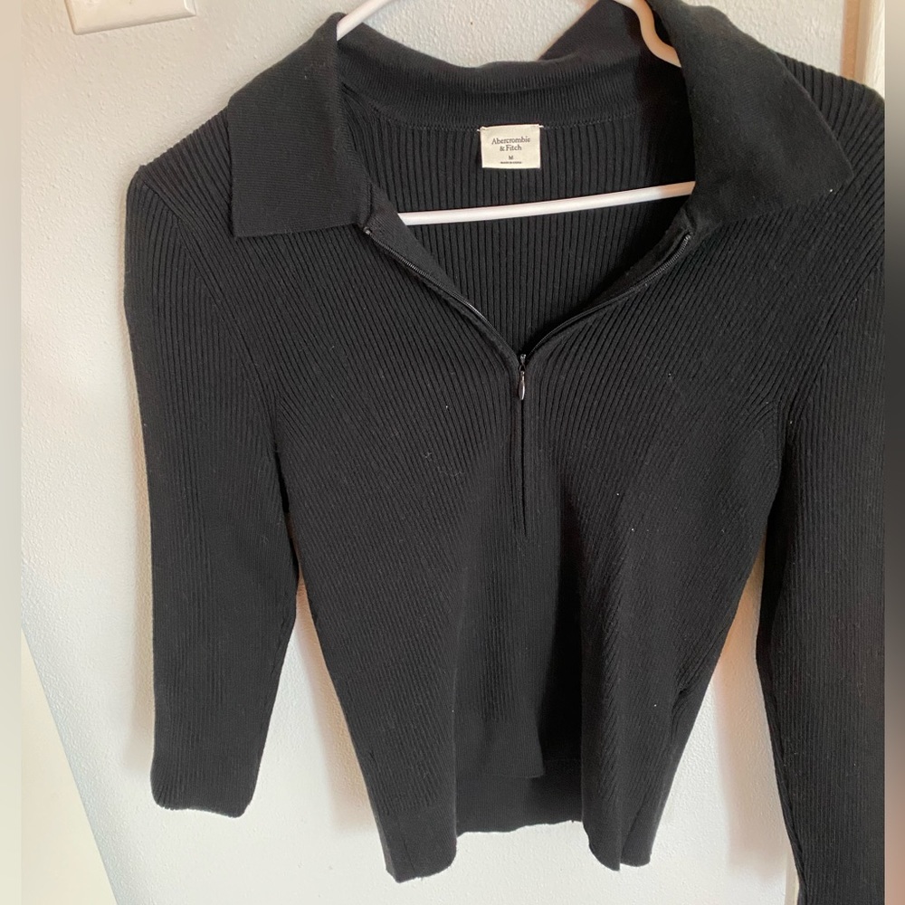 Abercrombie M long sleeve half zip polo, cropped sweater never worn but no tags